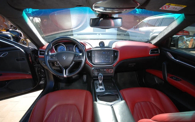 Maserati Ghibli cena 115497 przebieg: 78000, rok produkcji 2015 z Tarnogród małe 781